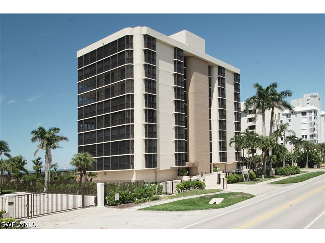 9653 Gulf Shore Drive #303 Naples FL 34108 226012807 image3
