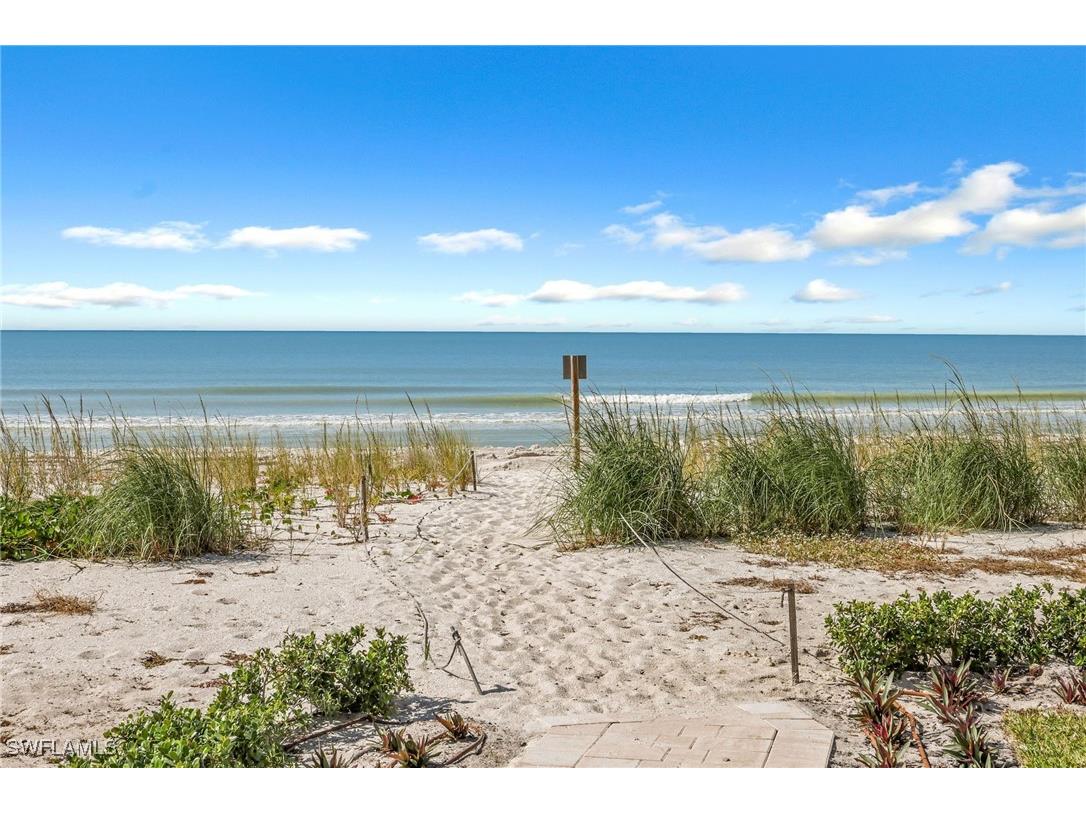 9653 Gulf Shore Drive #402 Naples FL 34108 225077633 image3