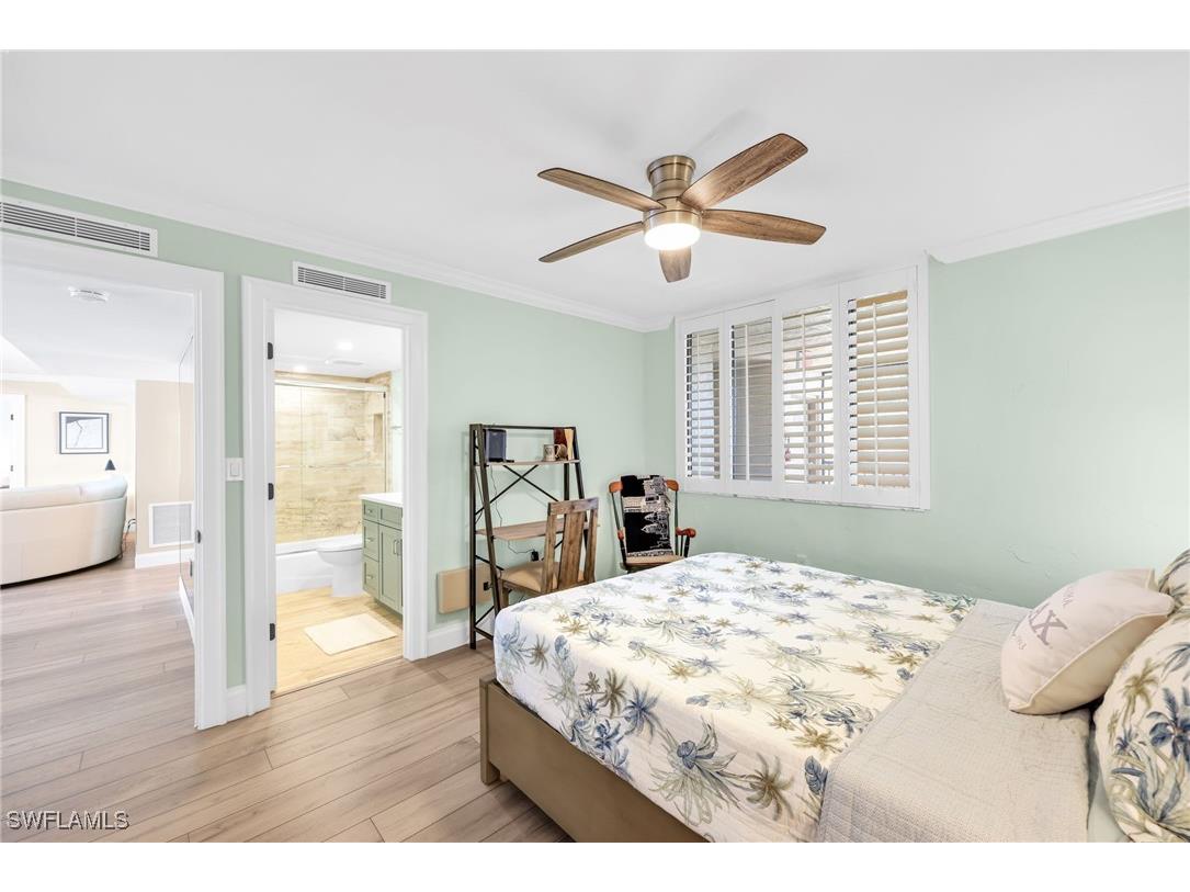 9653 Gulf Shore Drive #402 Naples FL 34108 225077633 image34