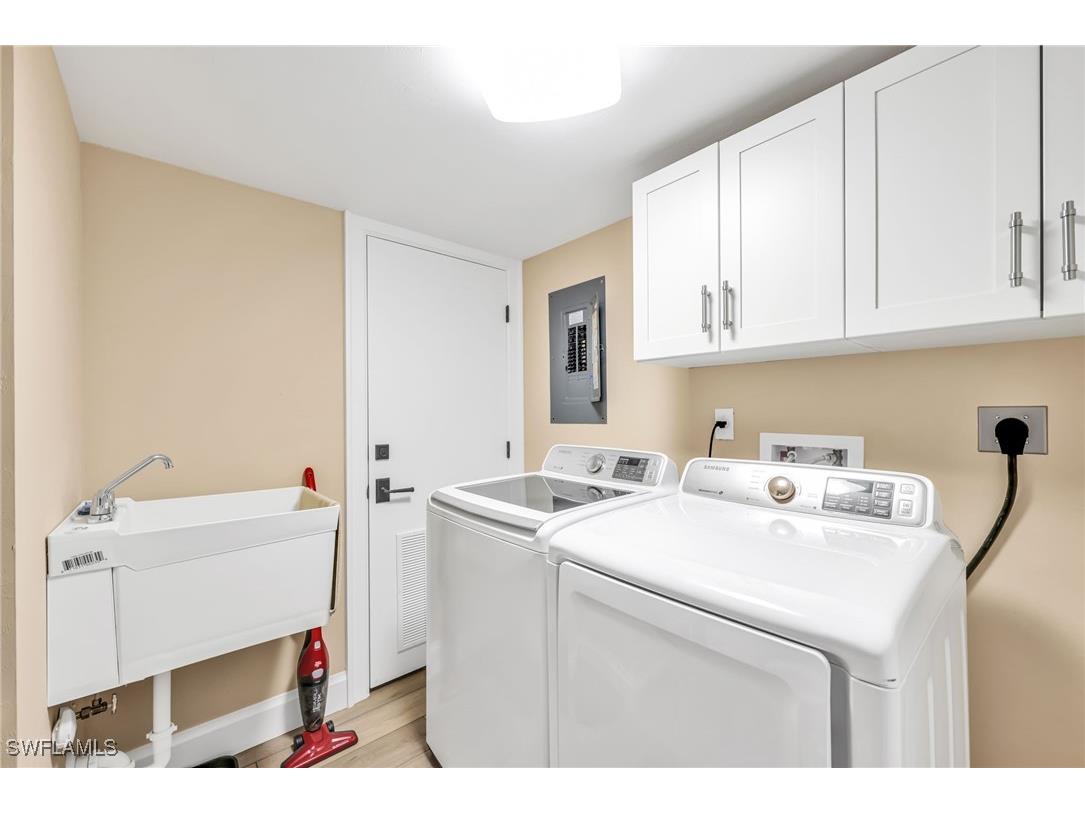 9653 Gulf Shore Drive #402 Naples FL 34108 225077633 image36