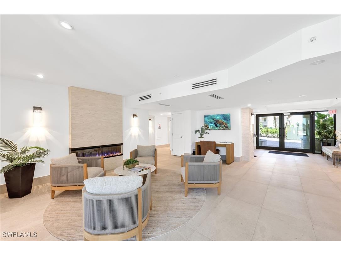 9653 Gulf Shore Drive #402 Naples FL 34108 225077633 image40