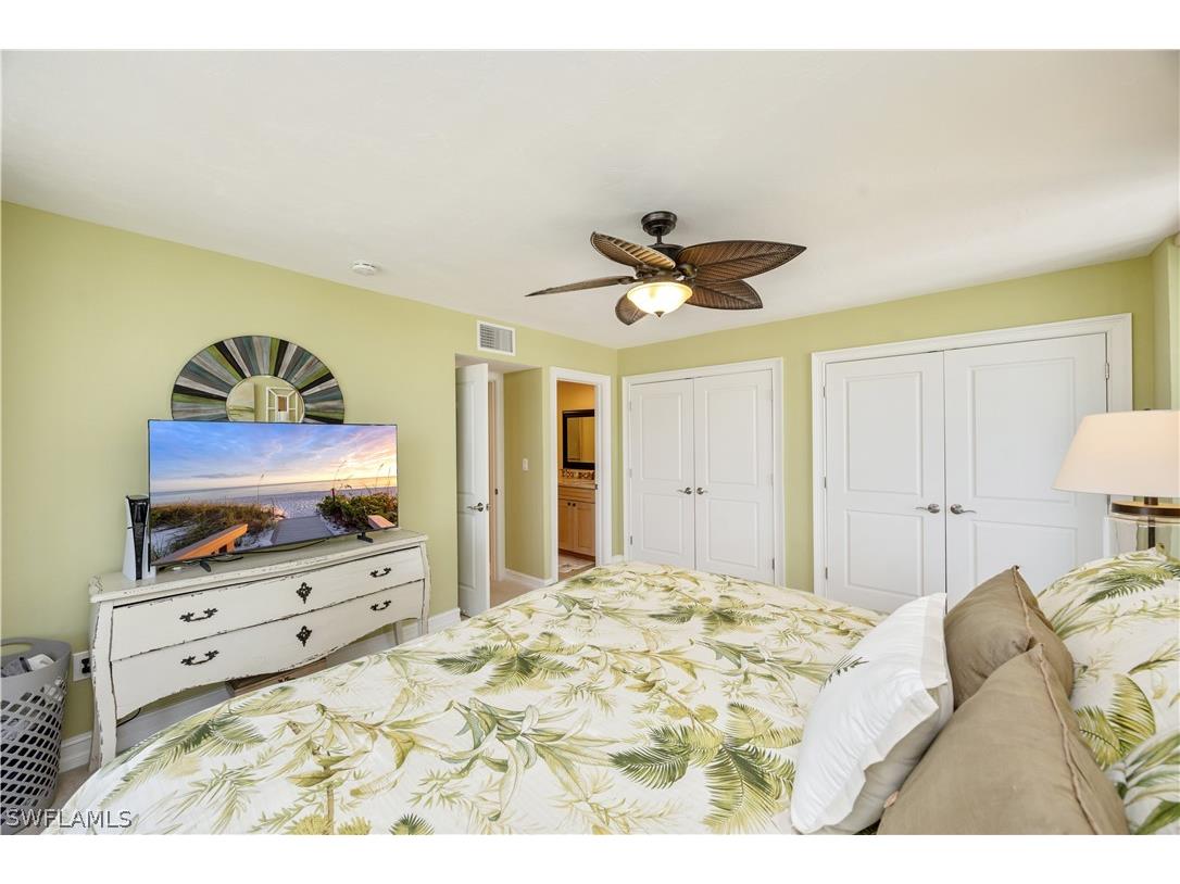 9653 Gulf Shore Drive #903 Naples FL 34108 226011390 image12