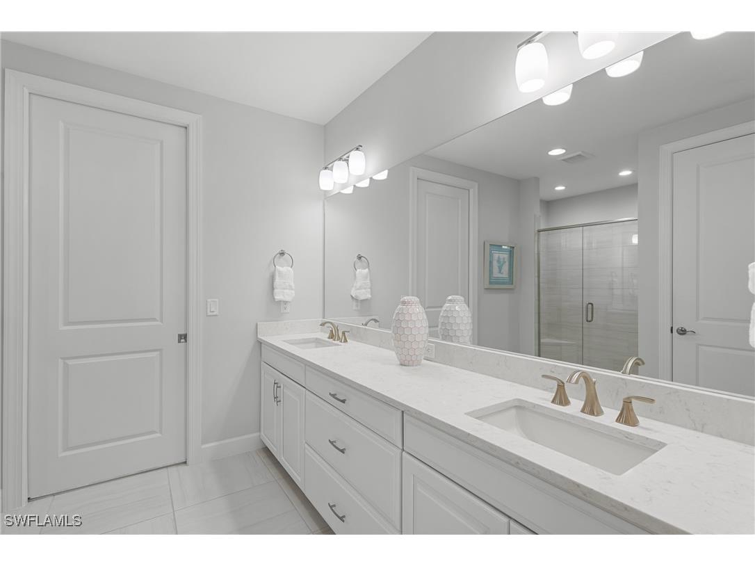 9653 Montelanico Loop #104 Naples FL 34119 225079188 image22