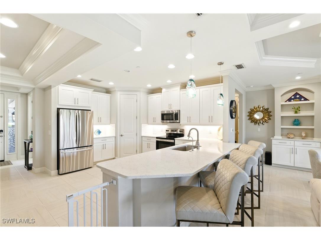 9654 Montelanico Loop #102 Naples FL 34119 225029275 image1