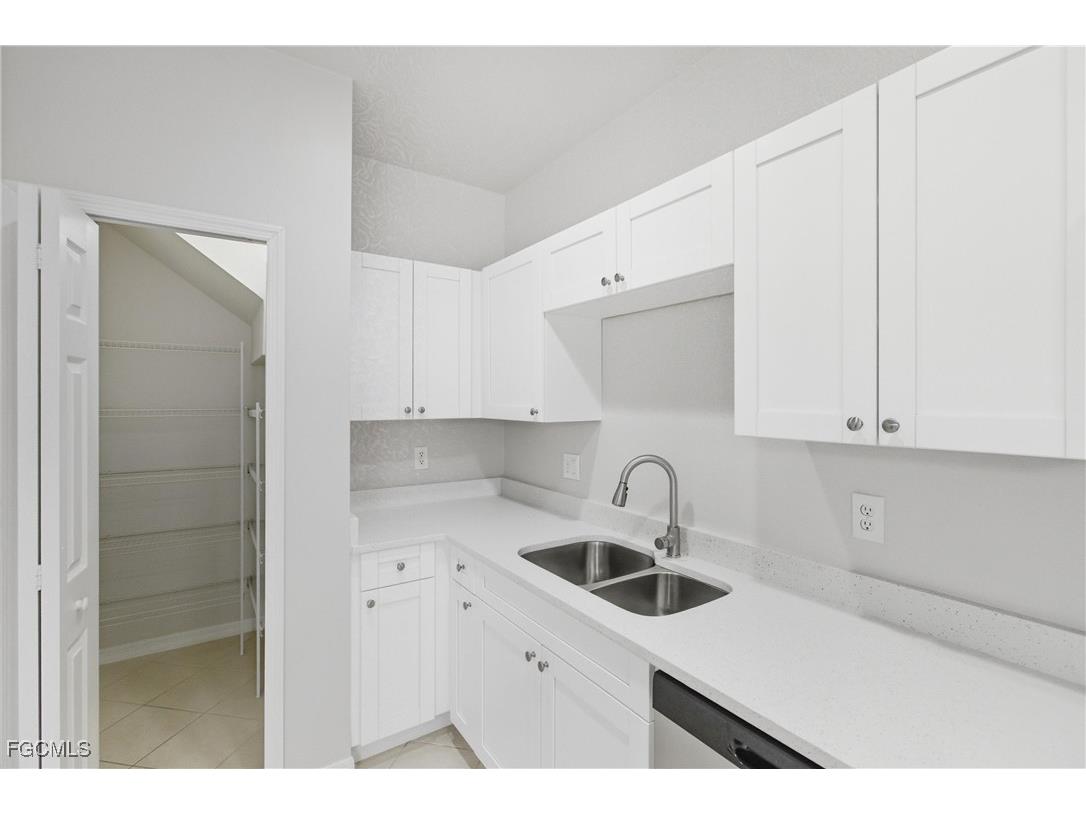 9656 Roundstone Circle Fort Myers FL 33967 2025017764 image13