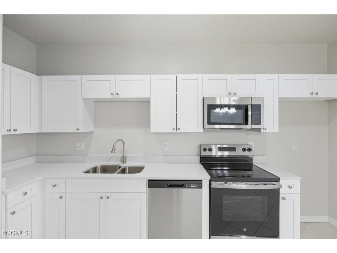 9656 Roundstone Circle Fort Myers FL 33967 2025017764 image15