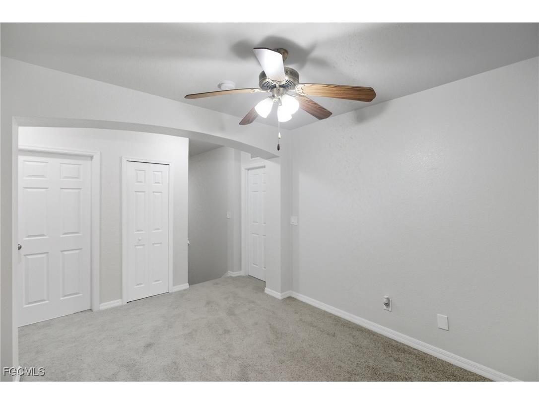 9656 Roundstone Circle Fort Myers FL 33967 2025017764 image18