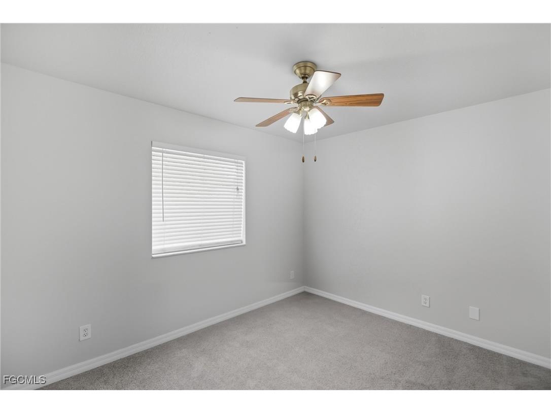 9656 Roundstone Circle Fort Myers FL 33967 2025017764 image24