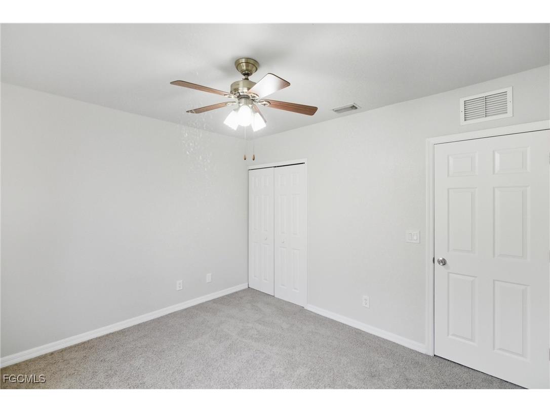 9656 Roundstone Circle Fort Myers FL 33967 2025017764 image26