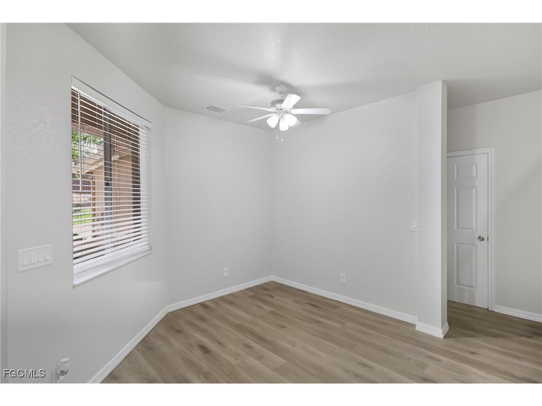 9656 Roundstone Circle Fort Myers FL 33967 2025017764 image8