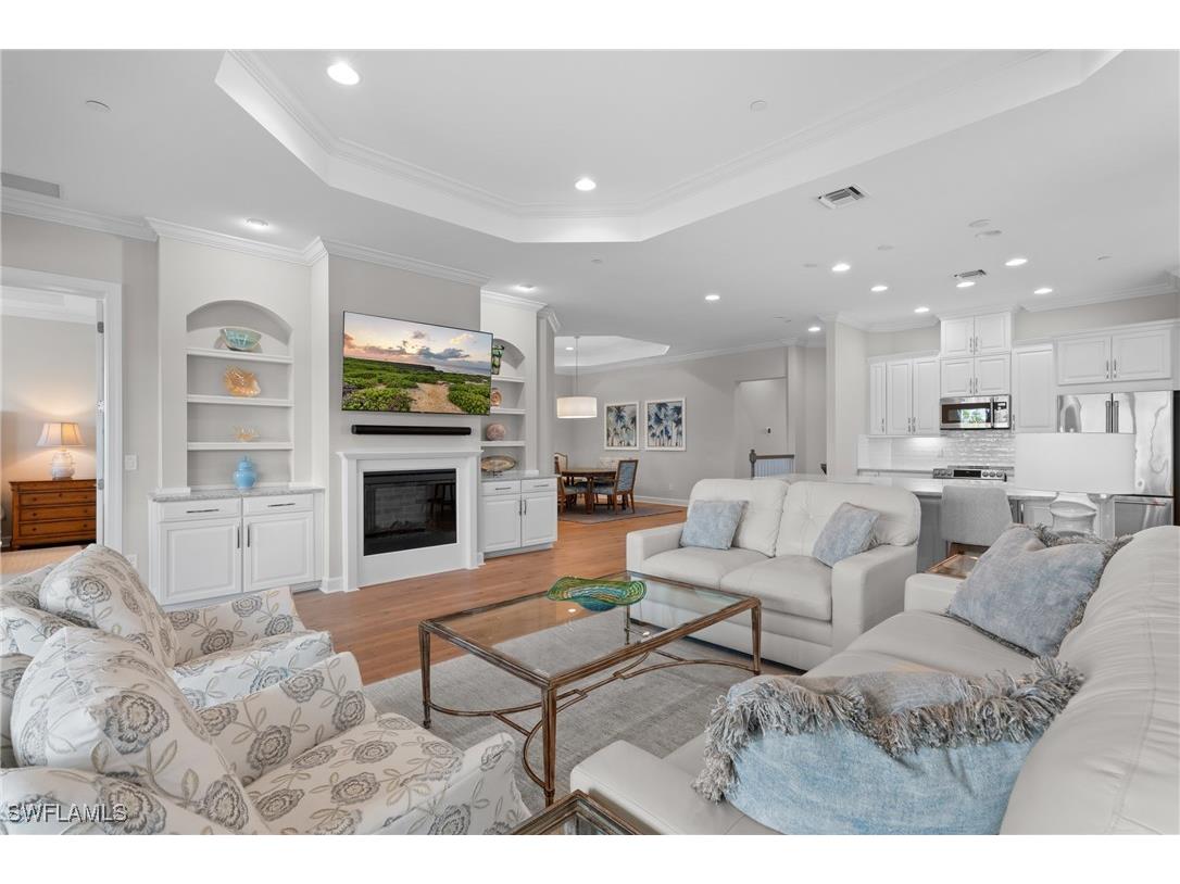 9657 Montelanico Loop #201 Naples FL 34119 225066865 image1