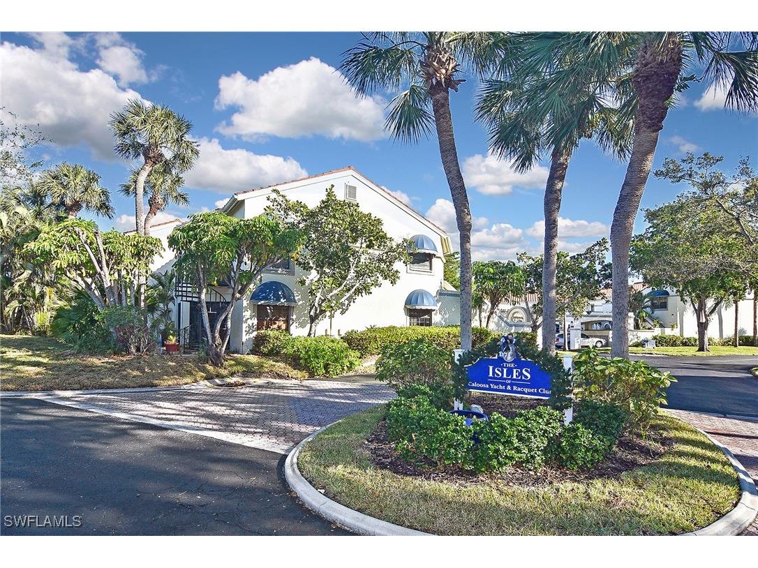 9658 Halyards Court #23 Fort Myers FL 33919 224101934 image1