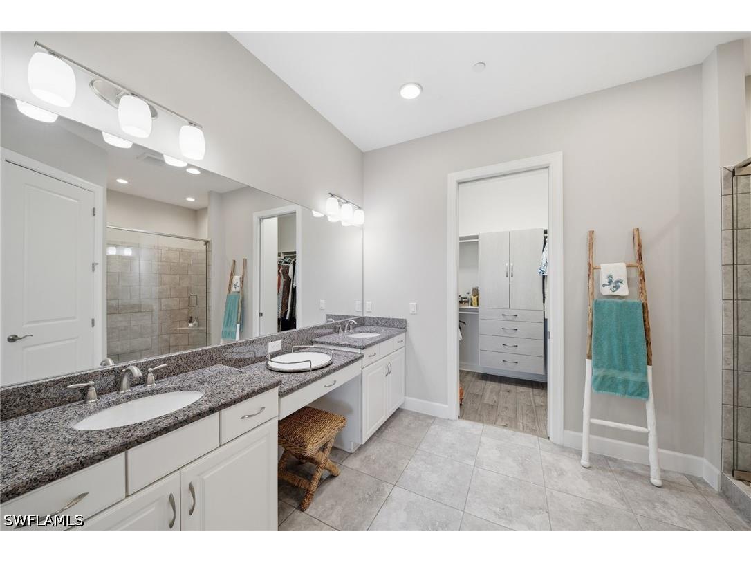 9658 Montelanico Loop #201 Naples FL 34119 226016483 image17