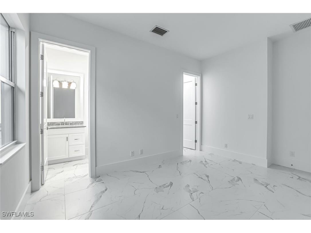 9659 Moonflower Court Naples FL 34114 225066471 image16