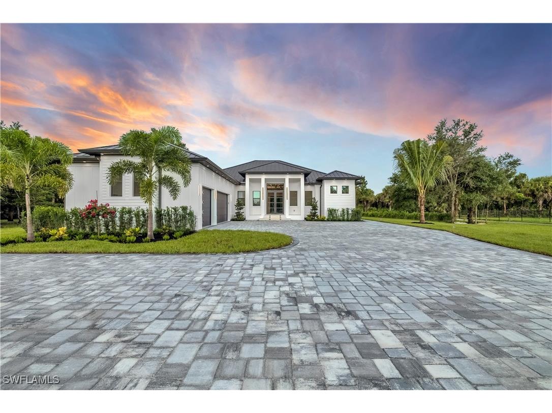 966 15th St Sw Naples FL 34117 225066047 image1