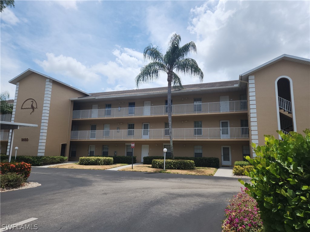 9660 Victoria Lane #A301 Naples FL 34109 224048128 image1