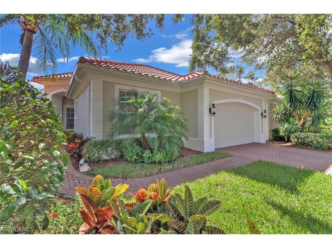 967 Fountain Run Naples FL 34119 223071854 image1