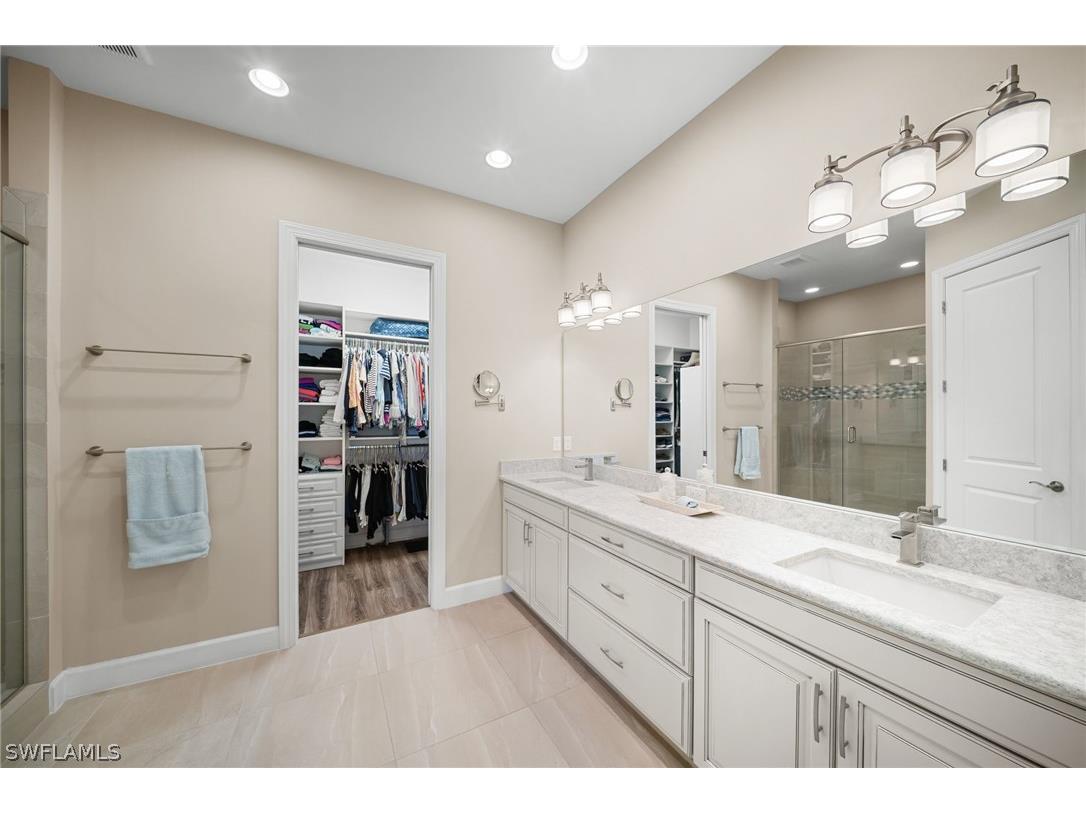 9672 Montelanico Loop #203 Naples FL 34119 226008408 image17