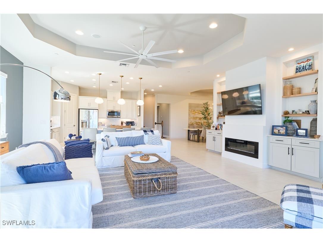 9673 Montelanico Loop #204 Naples FL 34119 226004936 image1