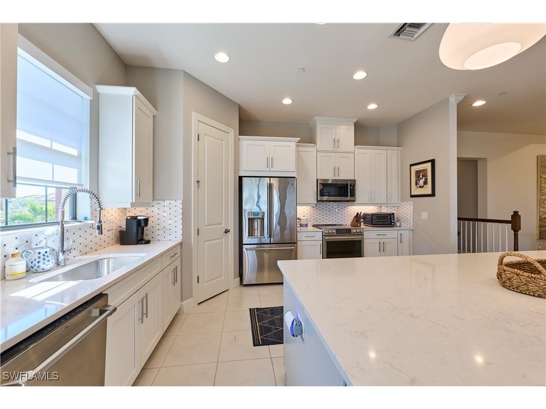 9673 Montelanico Loop #204 Naples FL 34119 226004936 image13