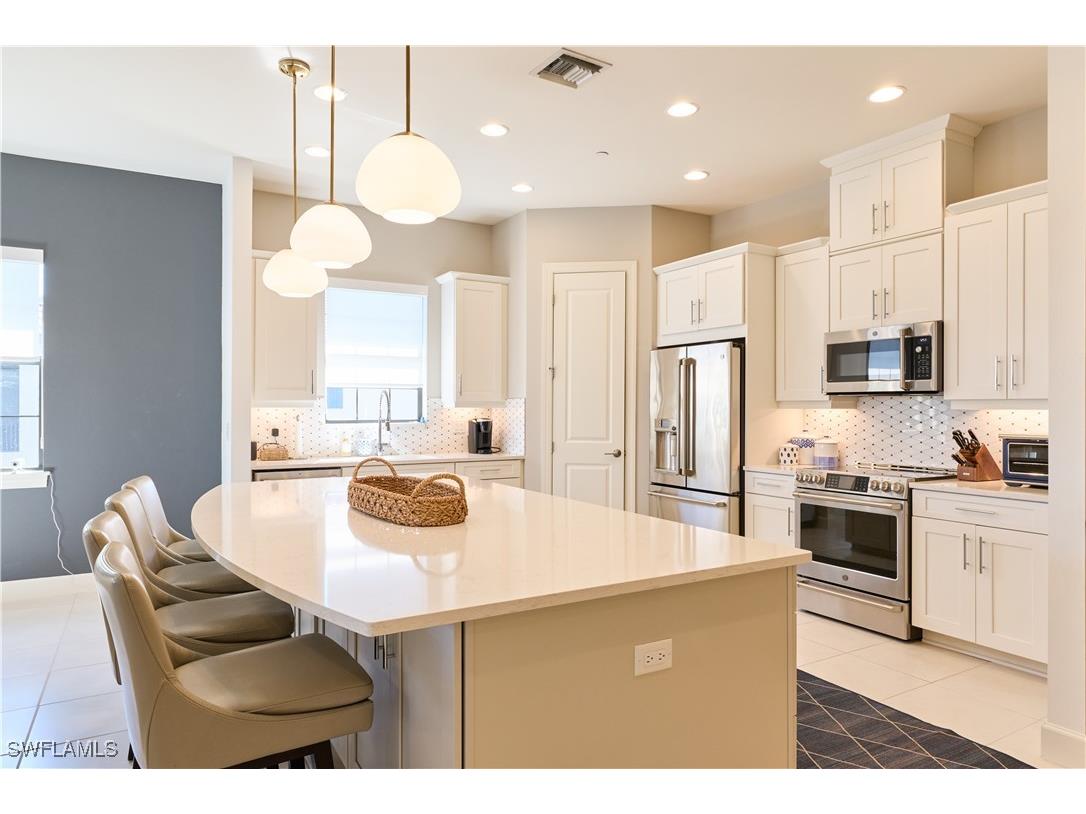 9673 Montelanico Loop #204 Naples FL 34119 226004936 image8