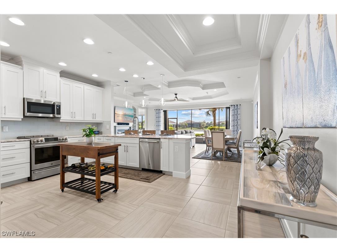 9685 Montelanico Loop #102 Naples FL 34119 224004574 image1