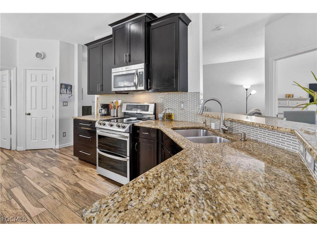 9689 Pineapple Preserve Court Fort Myers FL 33908 2026012106 image3