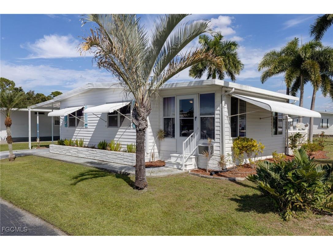 969 Restful Road North Fort Myers FL 33917 2025019700 image1