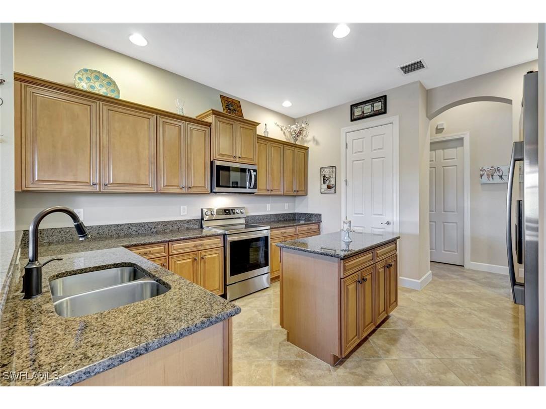 9693 Cobalt Cove Circle Naples FL 34120 225056680 image11