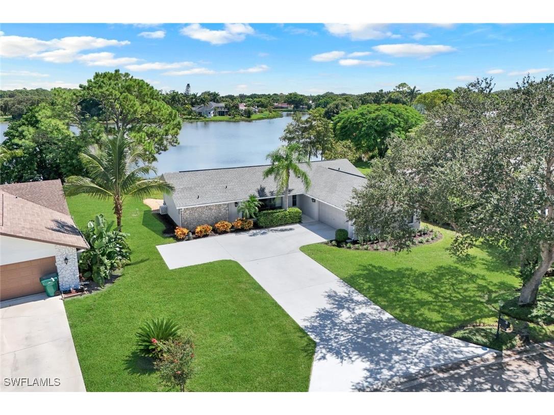 9694 Litchfield Lane Naples FL 34109 224074479 image1