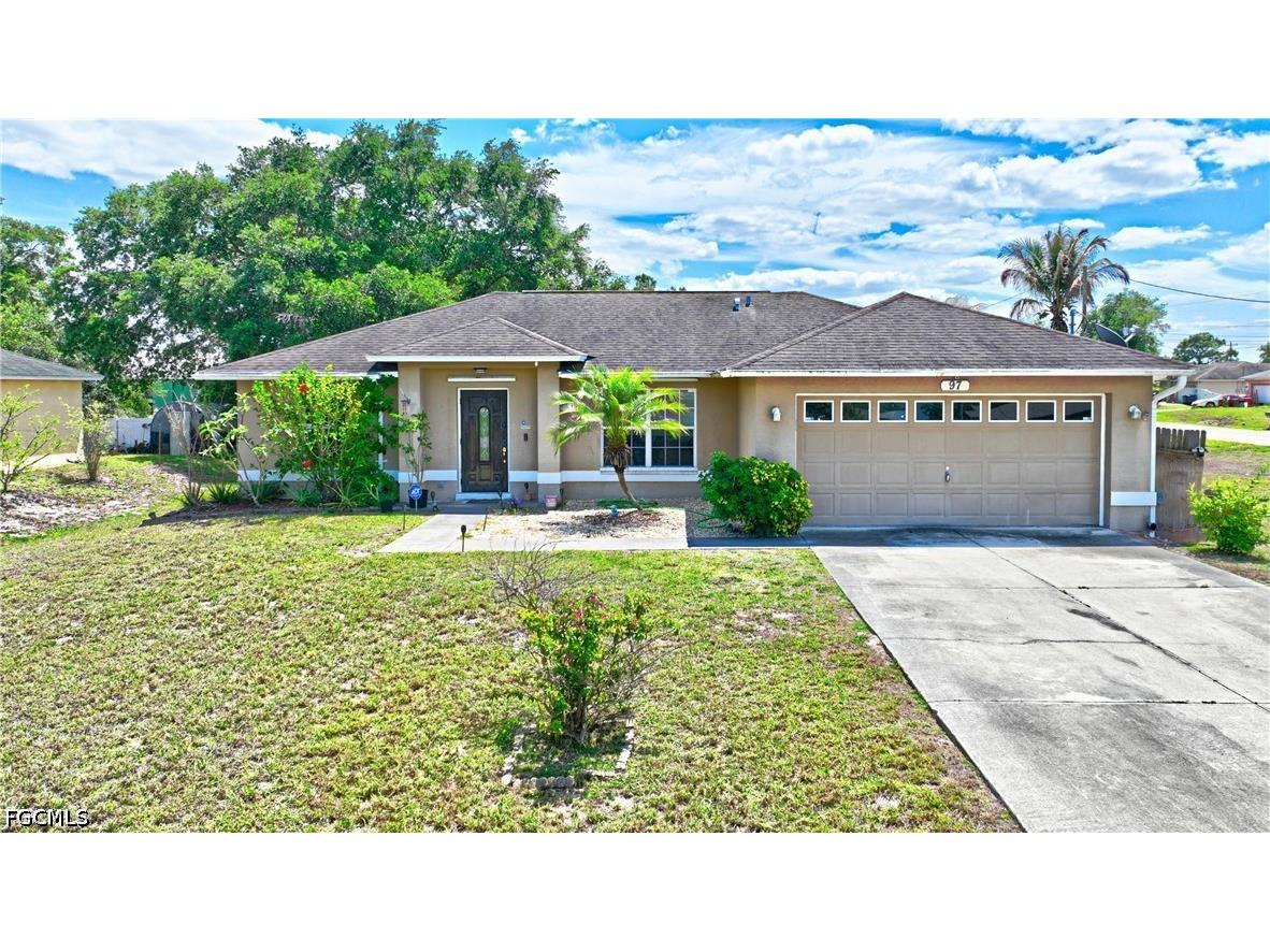 97 Blackstone Drive Fort Myers FL 33913 2026017528 image1