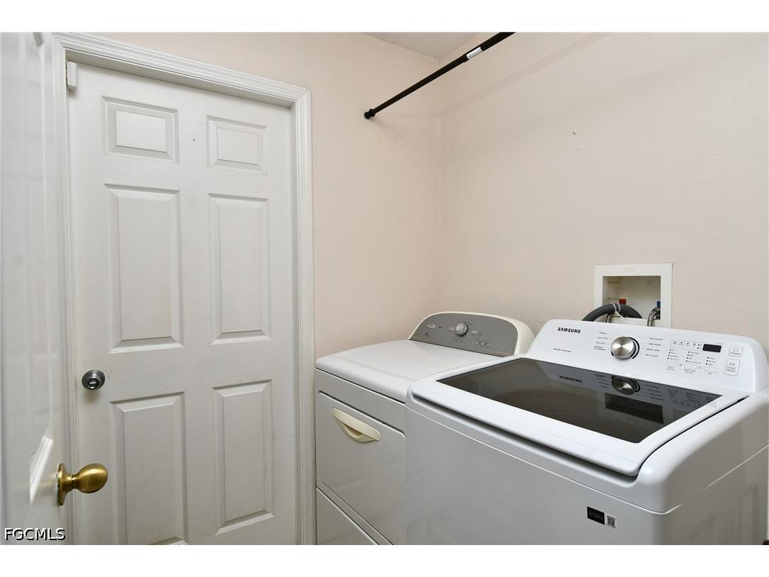 97 Blackstone Drive Fort Myers FL 33913 2026017528 image15