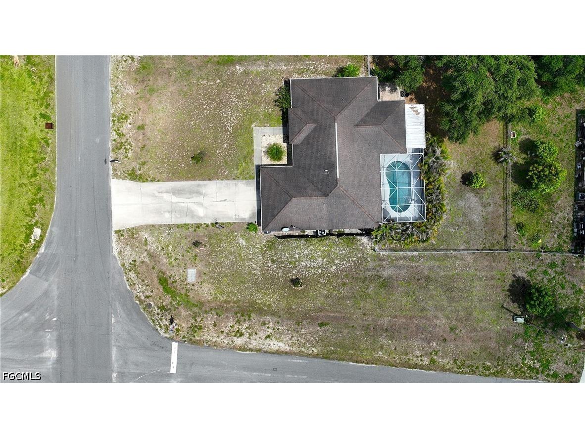 97 Blackstone Drive Fort Myers FL 33913 2026017528 image3
