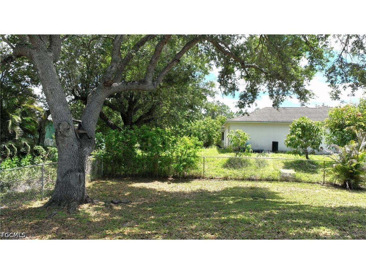 97 Blackstone Drive Fort Myers FL 33913 2026017528 image35