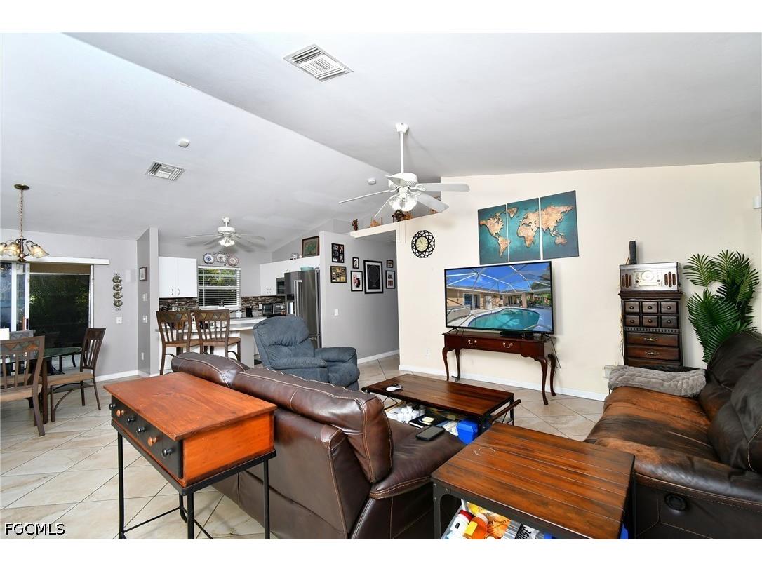 97 Blackstone Drive Fort Myers FL 33913 2026017528 image7