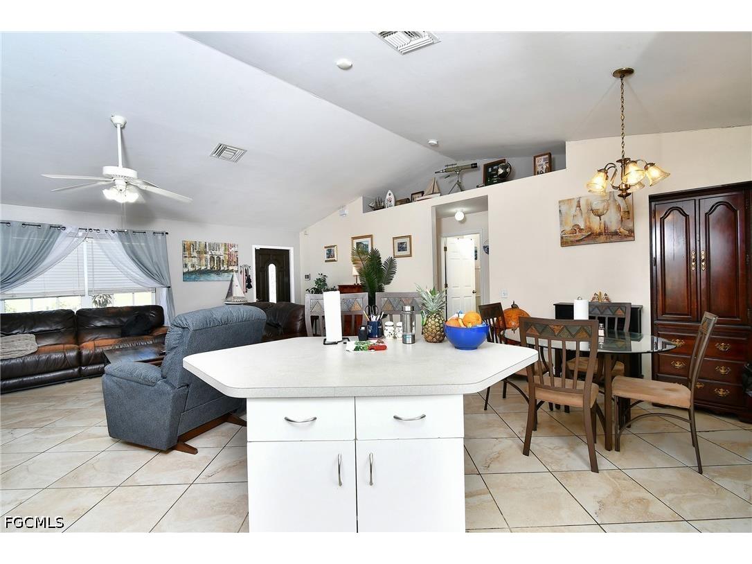 97 Blackstone Drive Fort Myers FL 33913 2026017528 image8