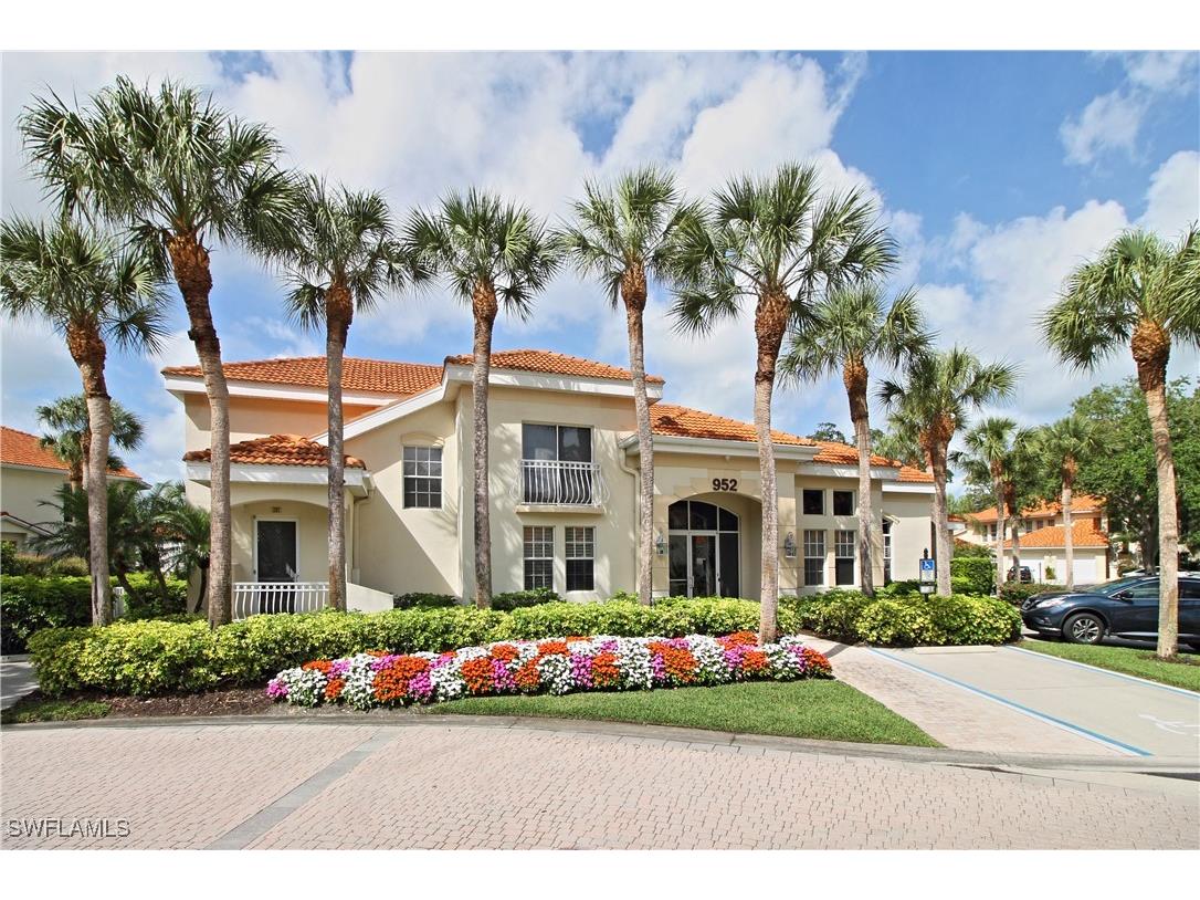 970 Egrets Run #201 Naples FL 34108 225032144 image31