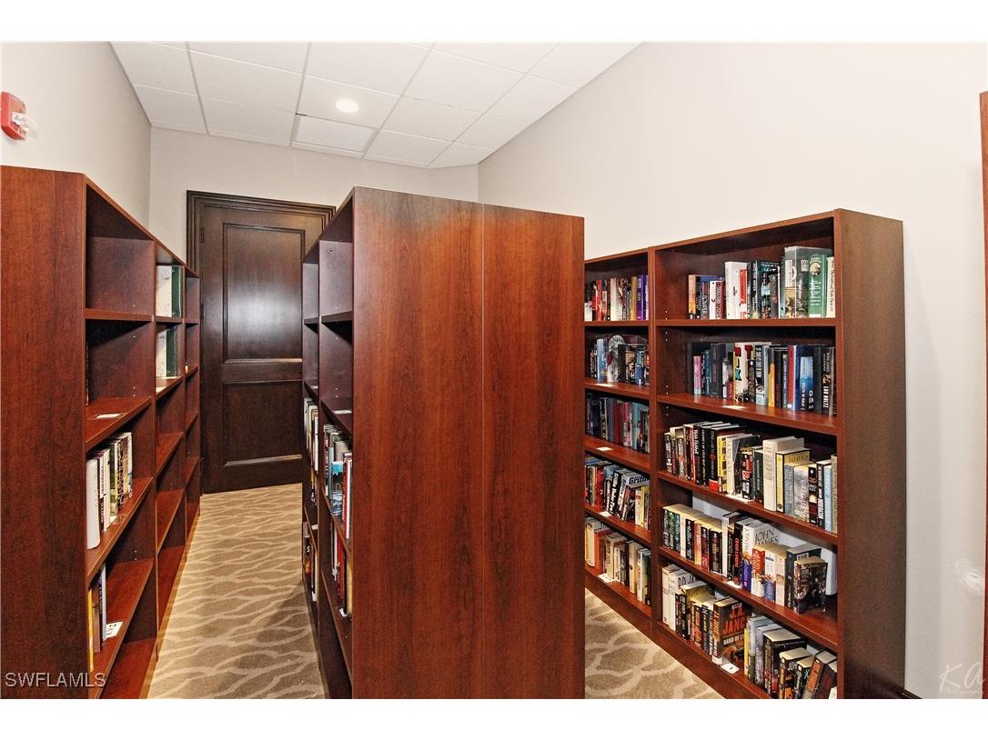 970 Egrets Run #201 Naples FL 34108 225032144 image46