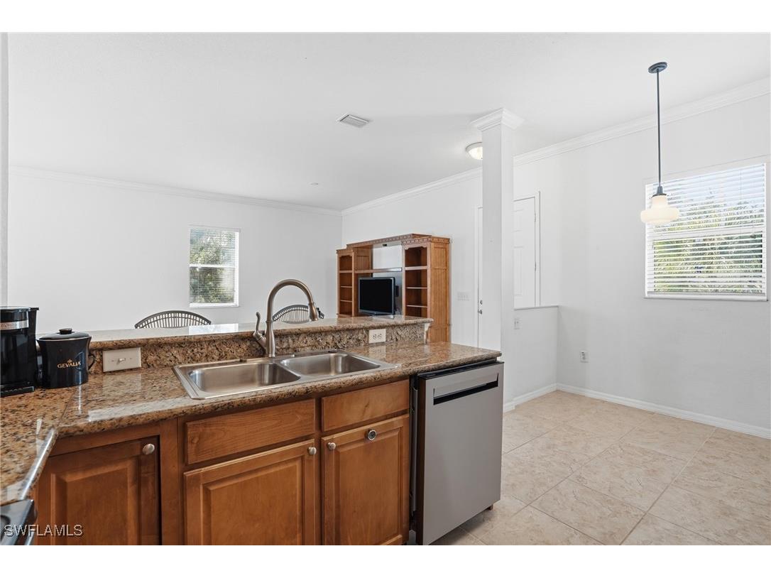 970 Peggy Circle #604 Naples FL 34113 225084747 image14