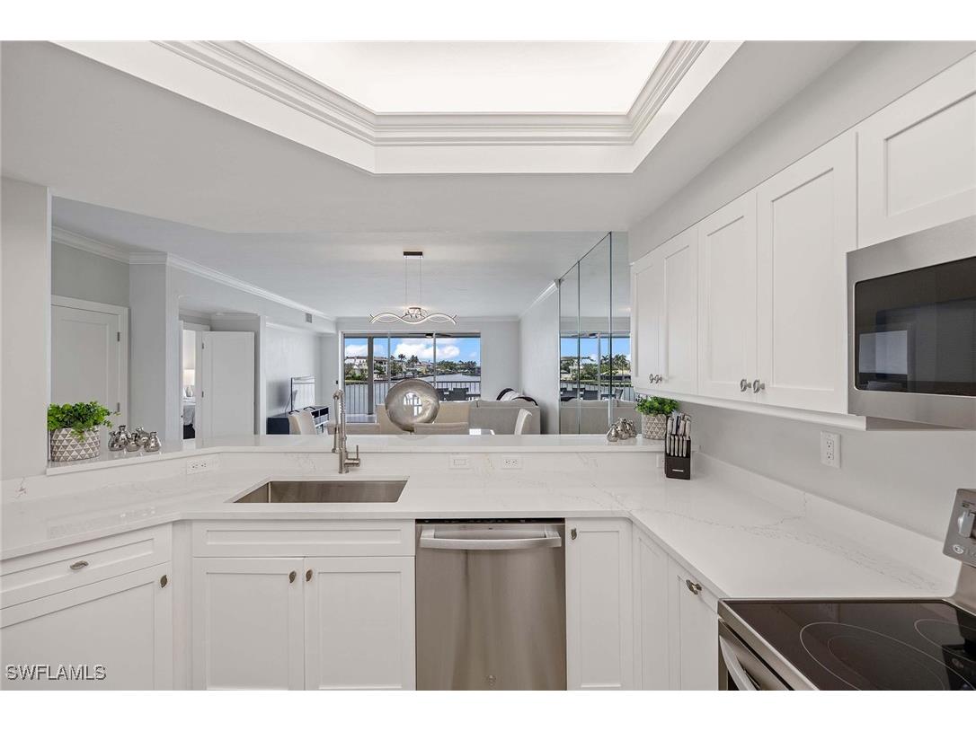 9700 Gulf Shore Drive #202 Naples FL 34108 225057525 image17