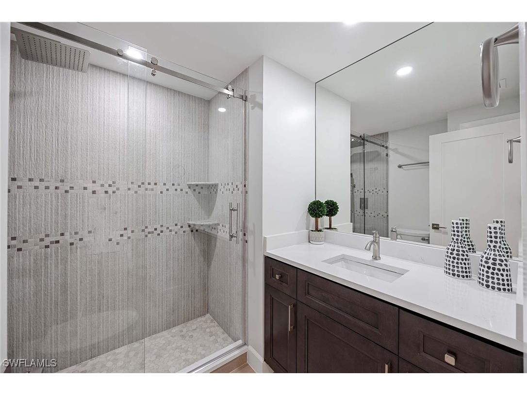 9700 Gulf Shore Drive #202 Naples FL 34108 225057525 image24