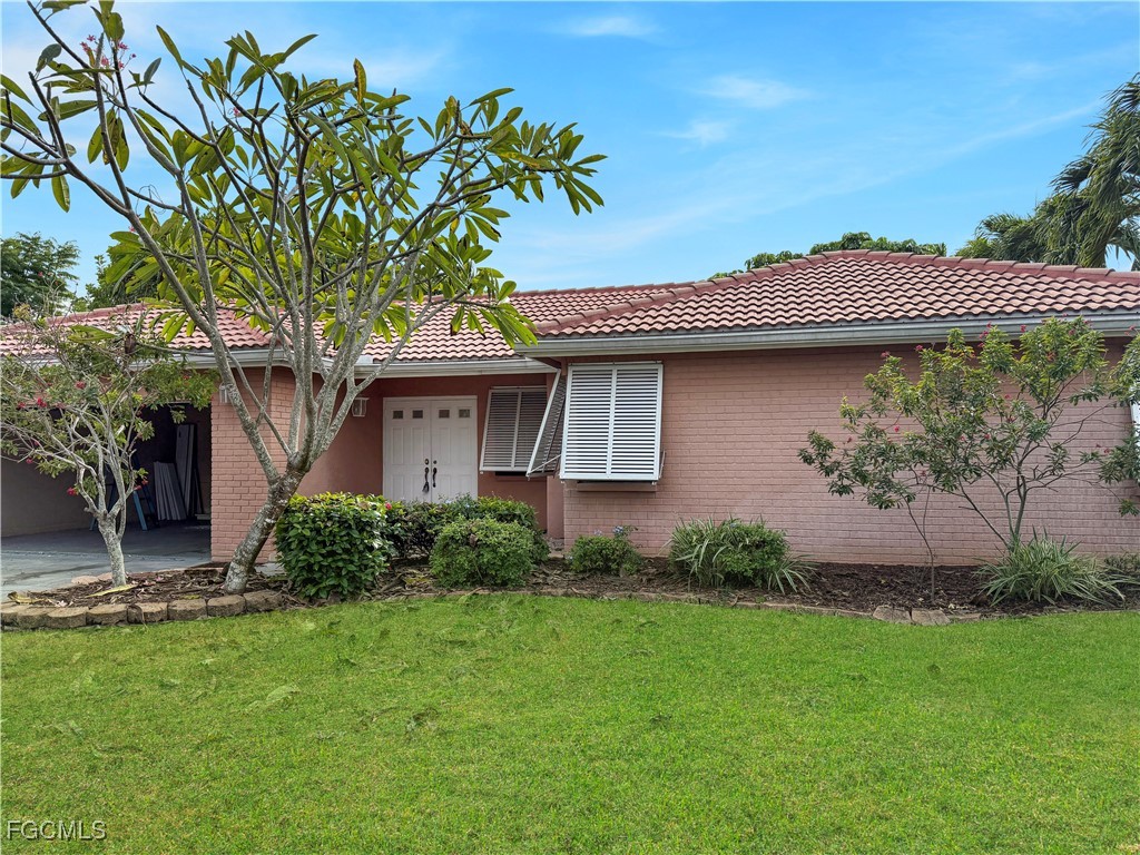 9701 Galley Court Fort Myers FL 33919 2026002656 image1
