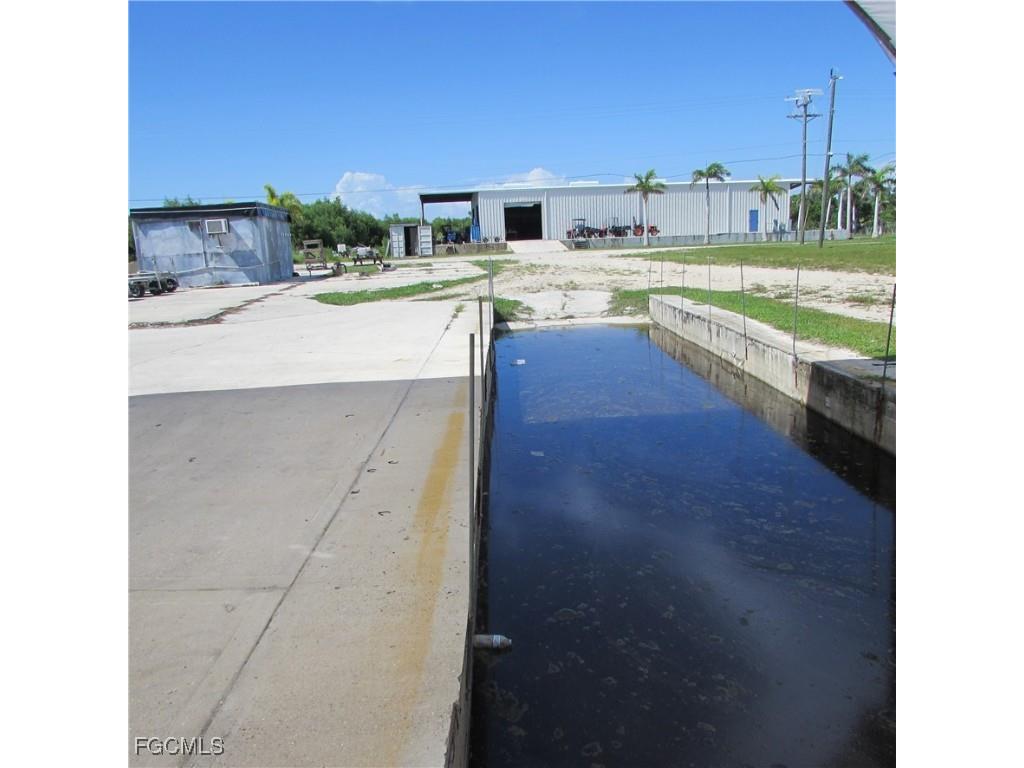 9703 Stringfellow Road Saint James City FL 33956 2025008101 image12