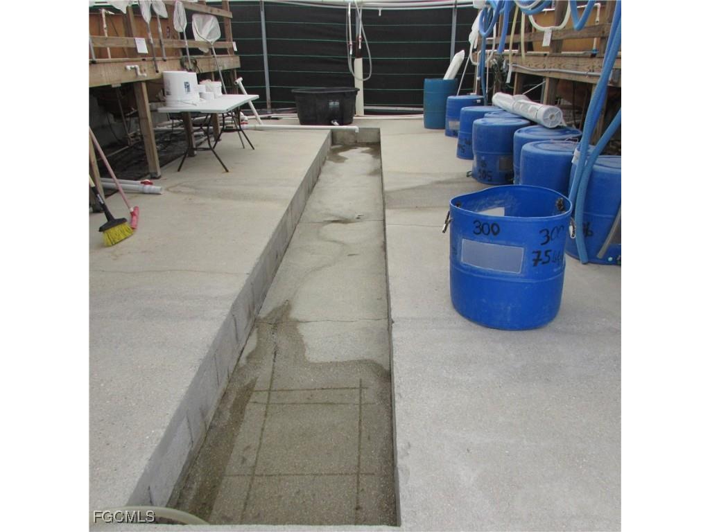 9703 Stringfellow Road Saint James City FL 33956 2025008101 image8