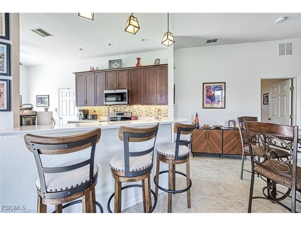 9705 Keel Court Fort Myers FL 33919 2025012916 image12