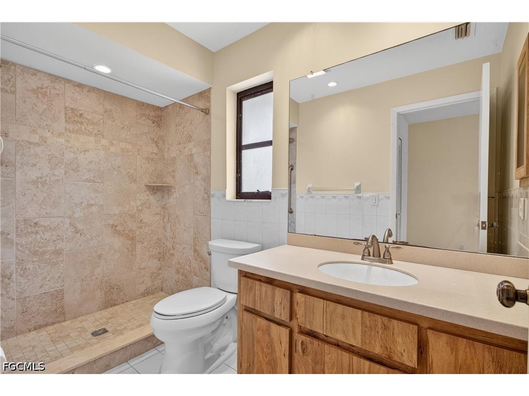 9708 Foxglove Circle Fort Myers FL 33919 2026022368 image17