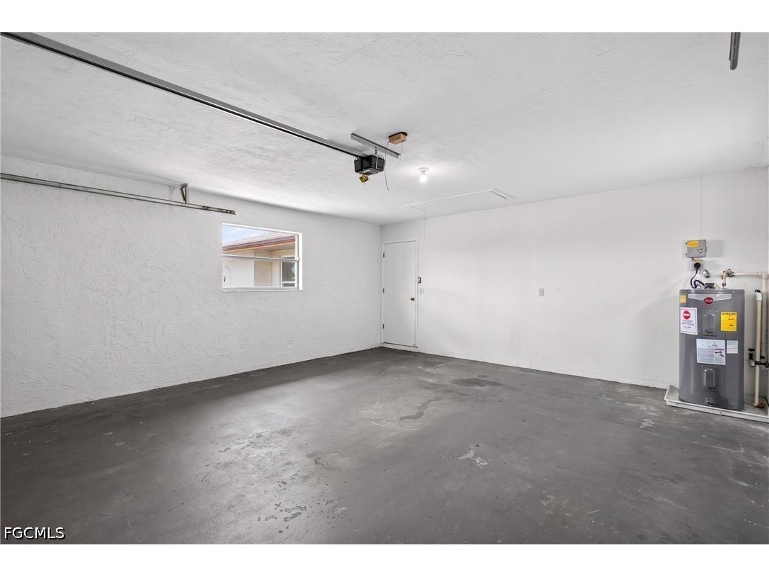 9708 Foxglove Circle Fort Myers FL 33919 2026022368 image26