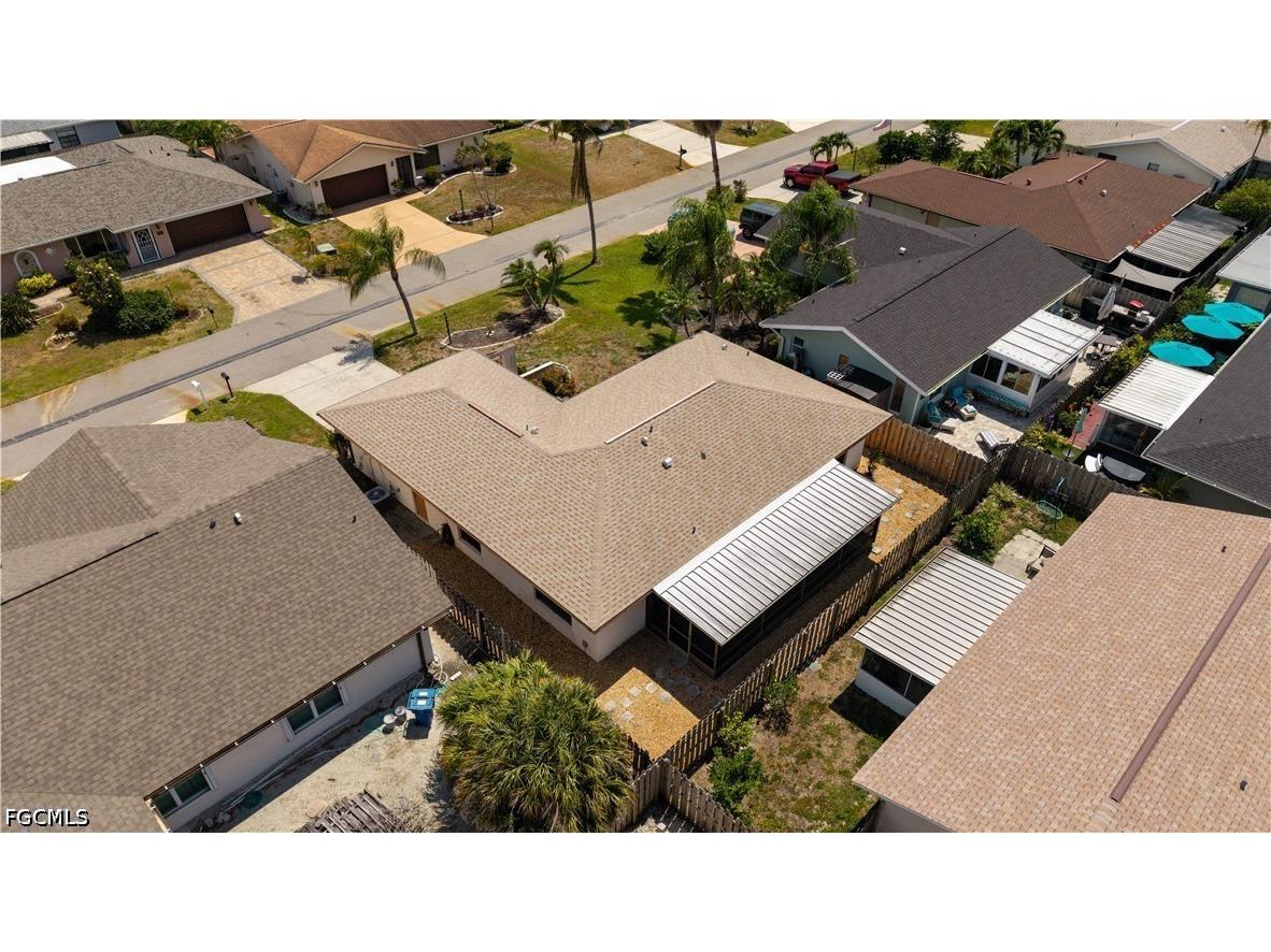 9708 Foxglove Circle Fort Myers FL 33919 2026022368 image34