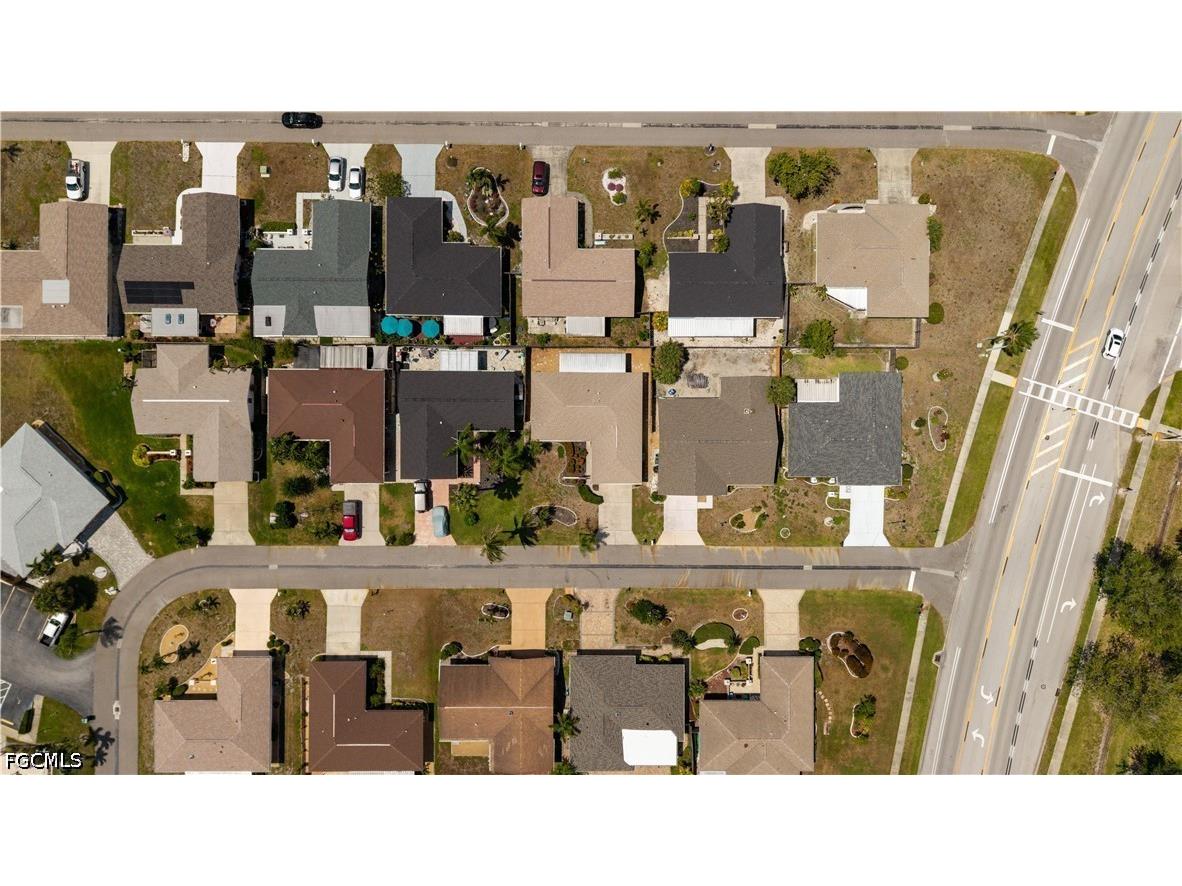 9708 Foxglove Circle Fort Myers FL 33919 2026022368 image37
