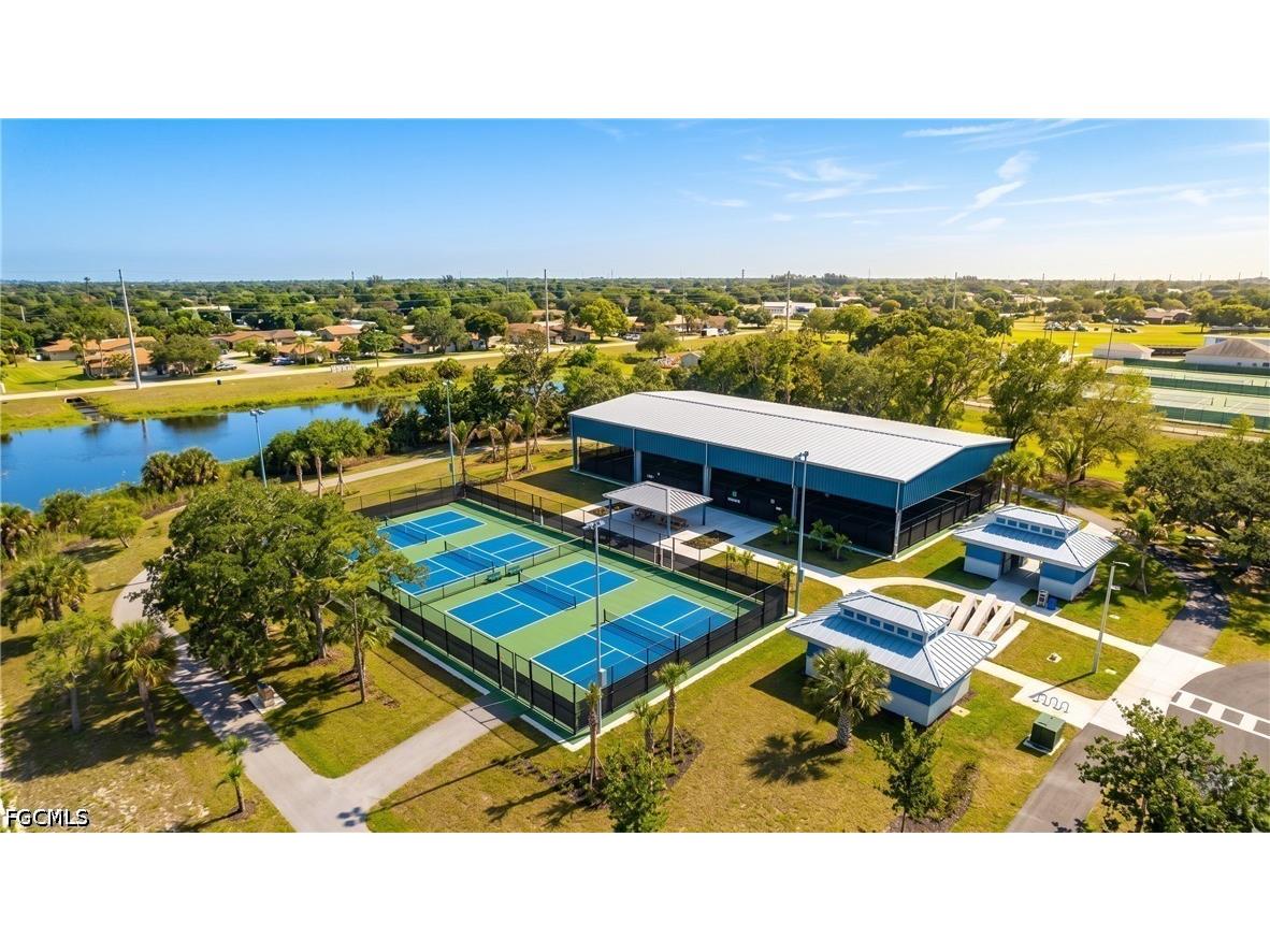 9708 Foxglove Circle Fort Myers FL 33919 2026022368 image41